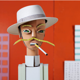 Kunstvolle Kartonpuppe mit Cuenca Panamahut "Sapodilla"