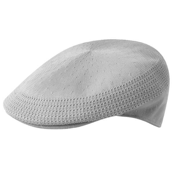 Modell mit grauer Kangol Tropic 504 Ventair Cap