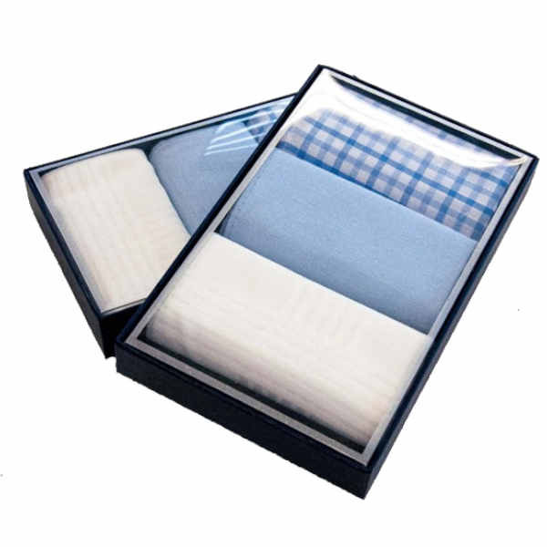 Herrentaschentücher aus Baumwolle in drei Farben. Weiss, hellblau und kariert.