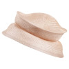 Damenhut aus glanzvollem Sisal-Stroh. Kann flach zusammengefaltet werden. Farbe: Beige